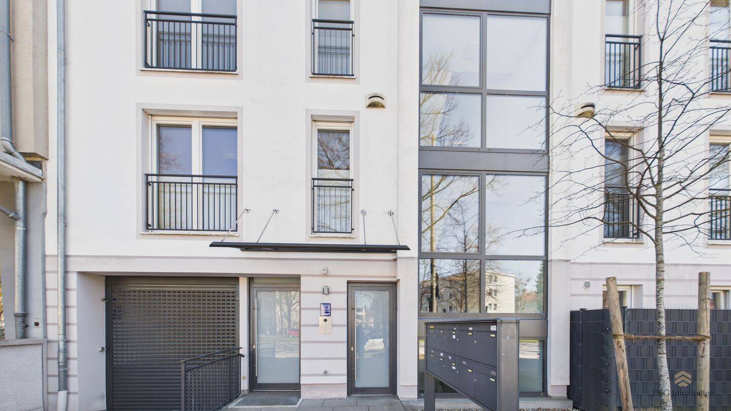 Lichtdurchflutetes Wohnen auf zwei Ebenen – Galeriewohnung mit ruhiger Dachterrasse in Sendling – 81369 München – Vorschaubild 4