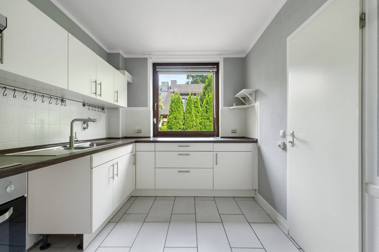 Familienfreundliches Endreihenhaus mit viel Platz und sonniger Terrasse – 22149 Hamburg – Vorschaubild 4