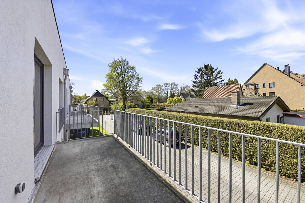 Moderne Wohnung mit 3,5 Zimmern und sonnigem Balkon! – 22045 Hamburg – Vorschaubild 5