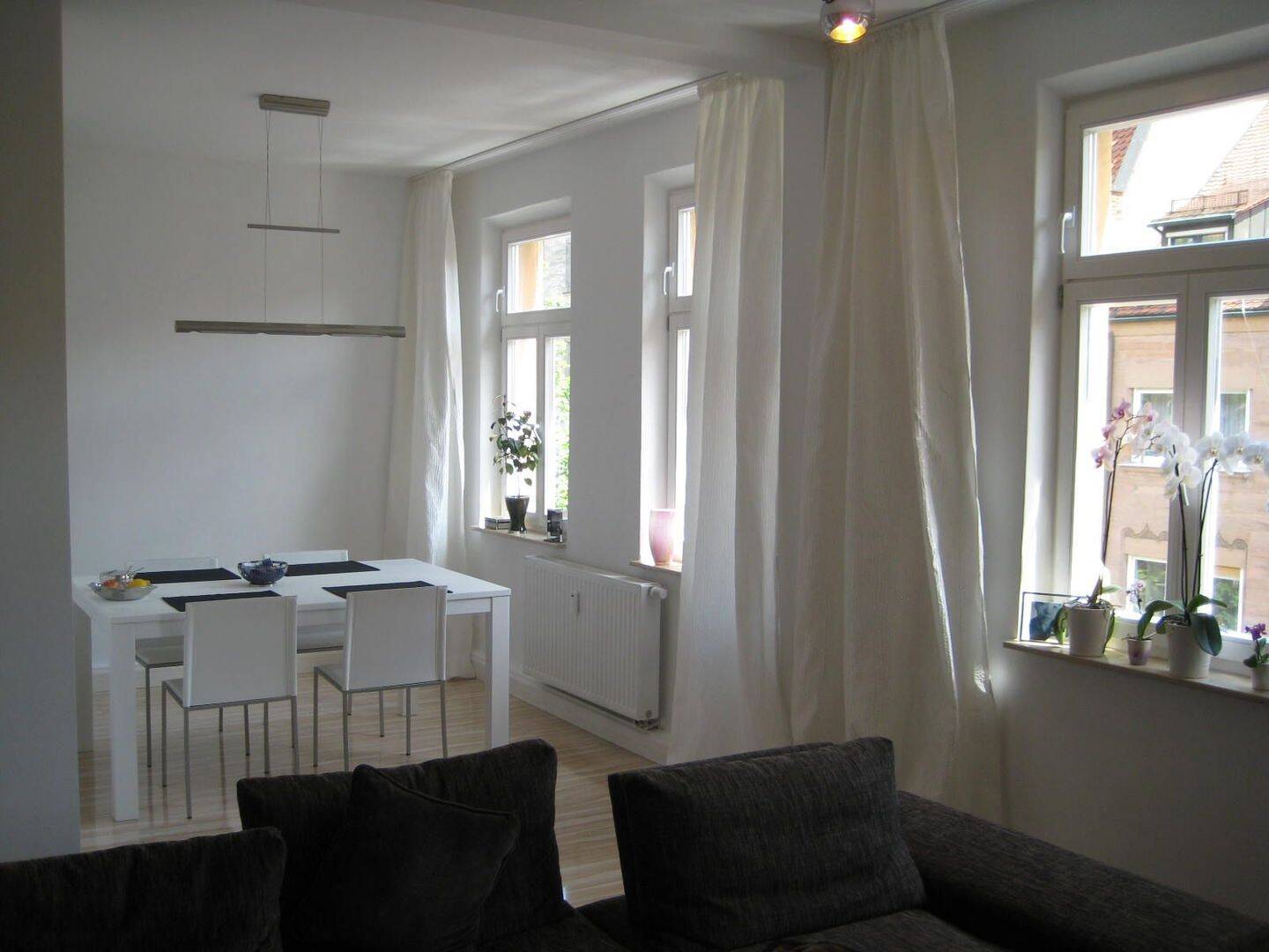 Helle und schicke Wohnung am Stadtpark – Nürnberg – Vorschaubild 3