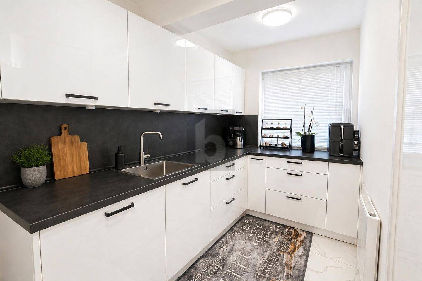 FRISCH SANIERTES FAMILIENGLÜCK – 22159 Hamburg – Vorschaubild 3