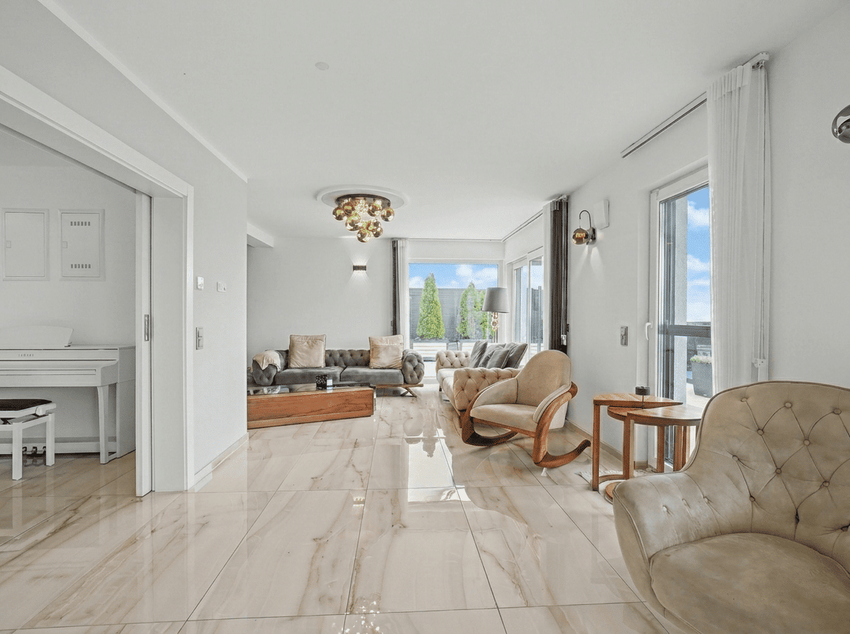 Exklusivität beginnt mit der Lage. Perfektion mit diesem Zuhause. – 89081 Ulm – Vorschaubild 3