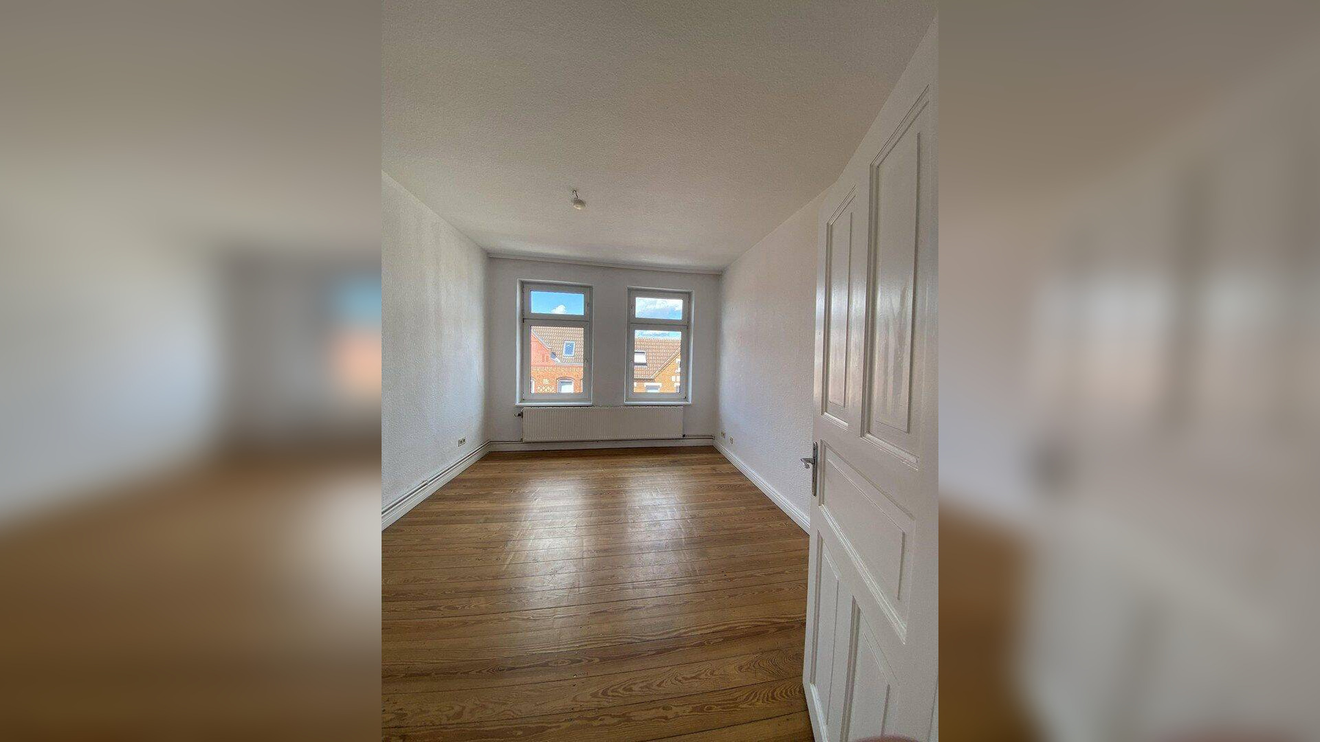 Sofortbezug! Helle 5-Zimmer-Altbauwohnung m. Balkon über den Dächern von Kiel zu kaufen. – 24114 Kiel – Vorschaubild 4