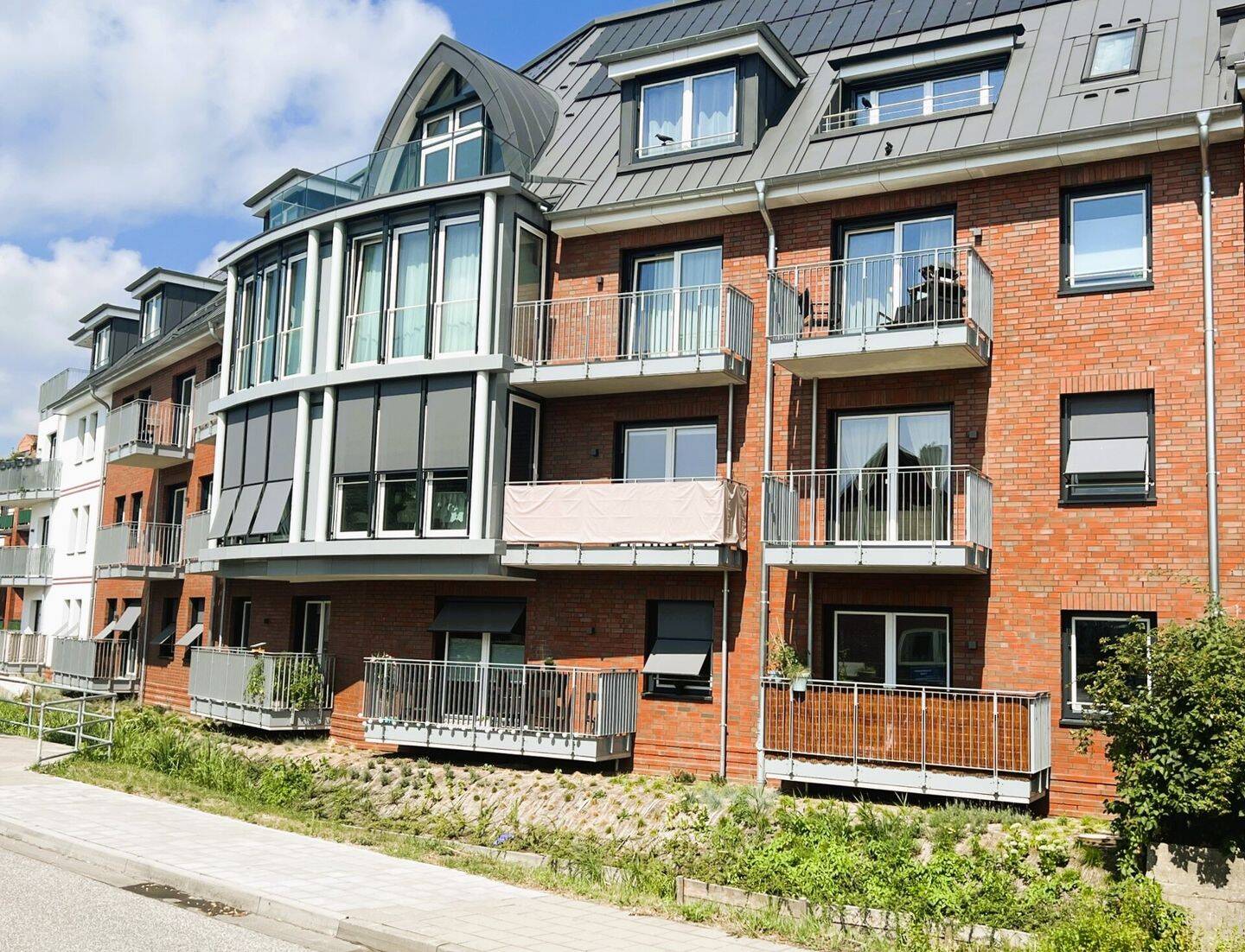 3 Zi-Maisonette-Neubau-Wohnung Bleichertwiete 33 in 21029 Hamburg – Ein Angebot von IVD-HAUSVERWALTUNG GERD VON DER HEIDE Immobilien GmbH – 21029 Hamburg – Vorschaubild 3