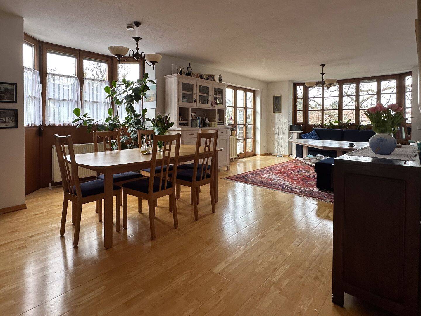 Großzügige 3-Zimmer-Wohnung mit Südwest-Balkon und Tiefgarage – 80997 München – Vorschaubild 6