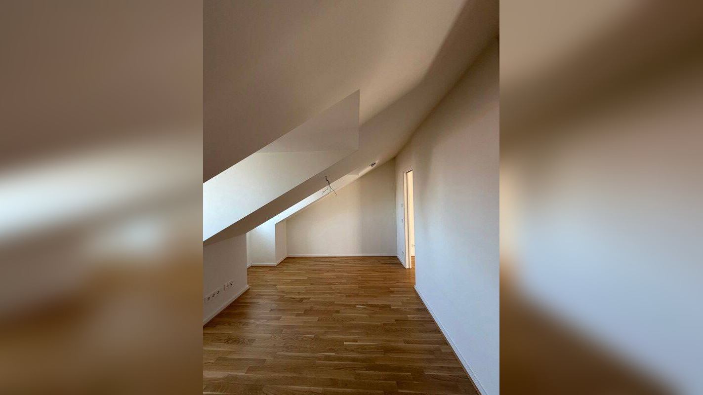 Helle 2-Raum-Wohnung im Zentrum mit Einbauküche und Balkon – 1067 Dresden – Vorschaubild 4