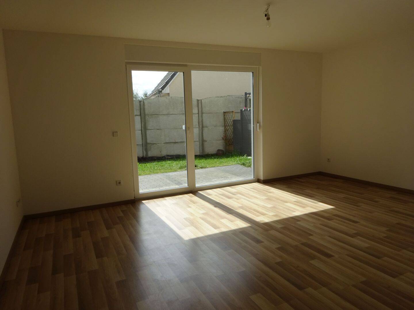 +++ NEU!+MODERNES REIHENECKHAUS+!+5 ZIMMER+GÄSTE-WC+SOLAR+FBH+U.V.M.!!!+++ – Delitzsch – Vorschaubild 10