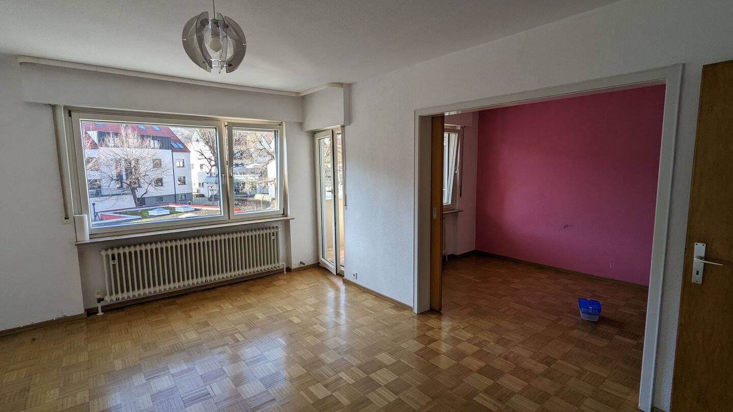 Bieten renovierte (2022) 3-Zimmerwohnung im Mehrfamilienhaus zur Miete, 2.OG links – 70327 Stuttgart – Vorschaubild 3