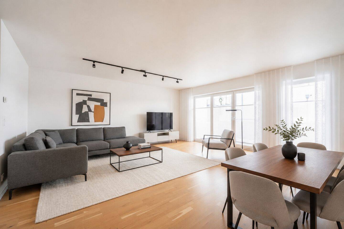 Großzügige 4-Zimmer-Eigentumswohnung mit gehobener Ausstattung & Tiefgarage – 56072 Koblenz – Vorschaubild 3