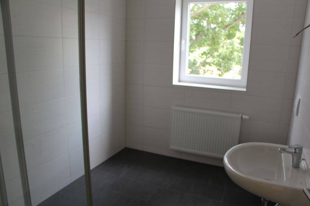 Schöne und helle 3 ZKB-Wohnung mit gemütlichem Balkon in zentraler Lage von Kassel – 34127 Kassel – Vorschaubild 5