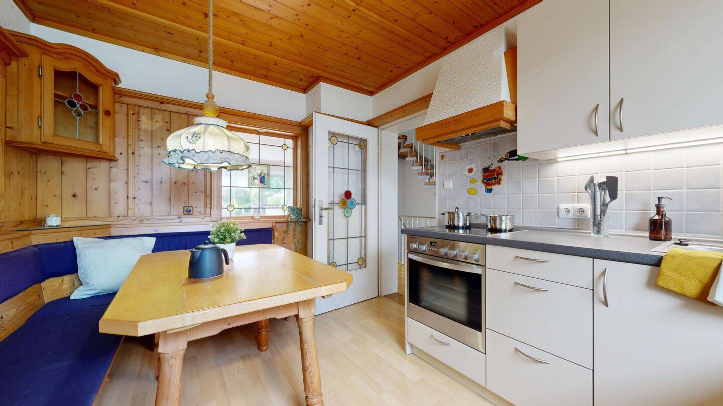 Ruhig gelegenes Reihenmittelhaus mit Potenzial in Kirchheim bei München – 85551 Kirchheim b. München – Vorschaubild 3