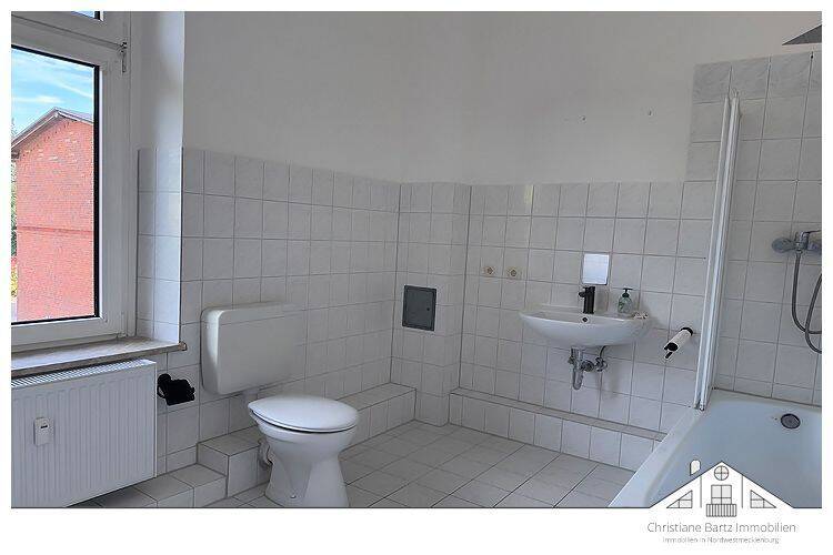 Großzügige, helle Wohnung in zentraler Lage von Bad Kleinen zu vermieten – 23996 Bad Kleinen – Vorschaubild 6