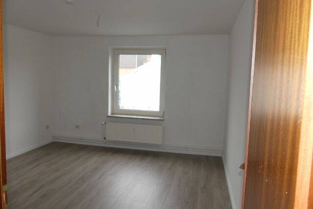 Große 3-Zimmer Wohnung in der Innenstadt von Itzehoe zu vermieten – 25524 Itzehoe – Vorschaubild 3