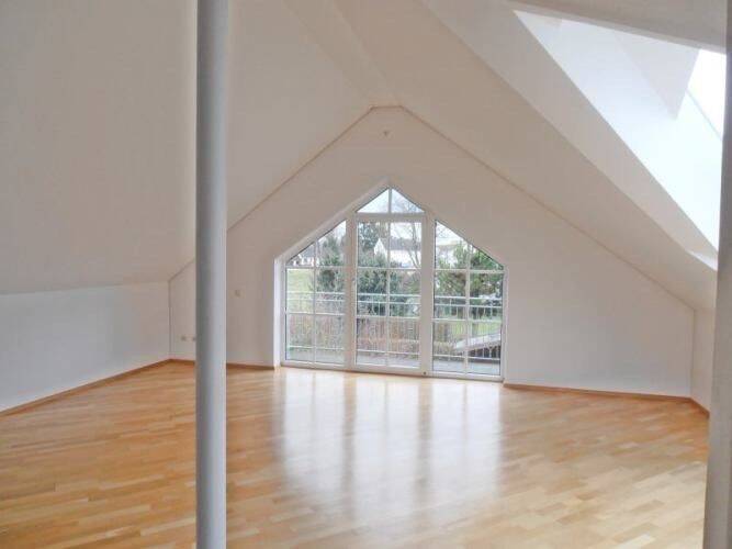 4 Zimmer-Wohnung mit Tageslichtbad und Balkon – 85051 Ingolstadt – Vorschaubild 5