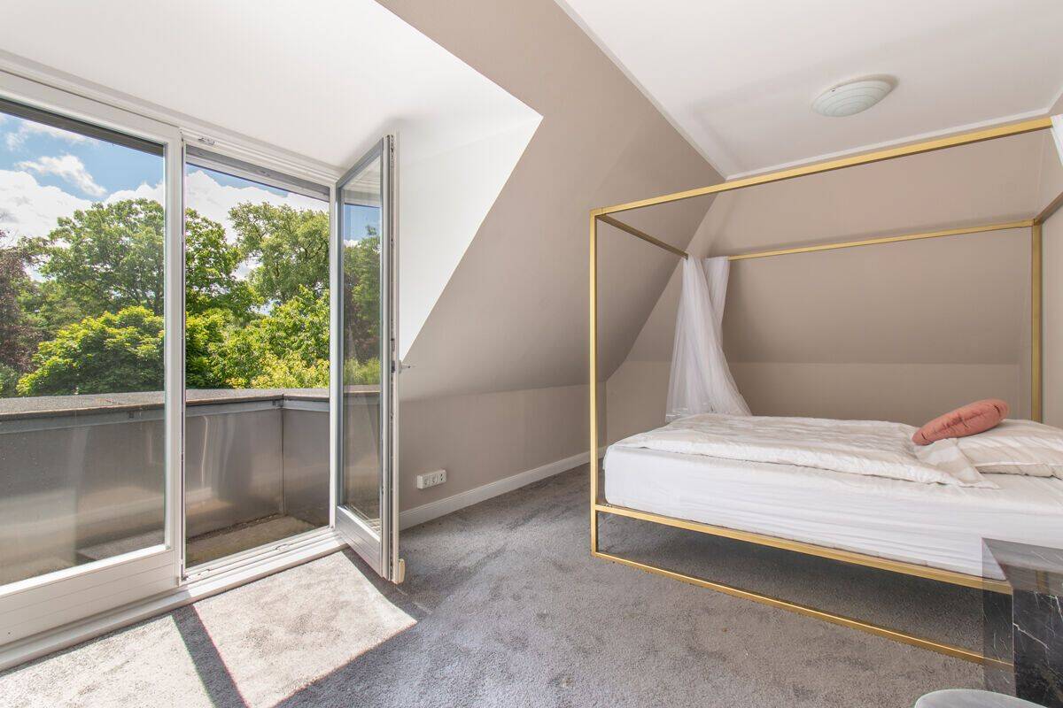 Großzügige Villa in Rahlstedt – Privates Wohnen mit Wellnessoase – 22143 Hamburg – Vorschaubild 4