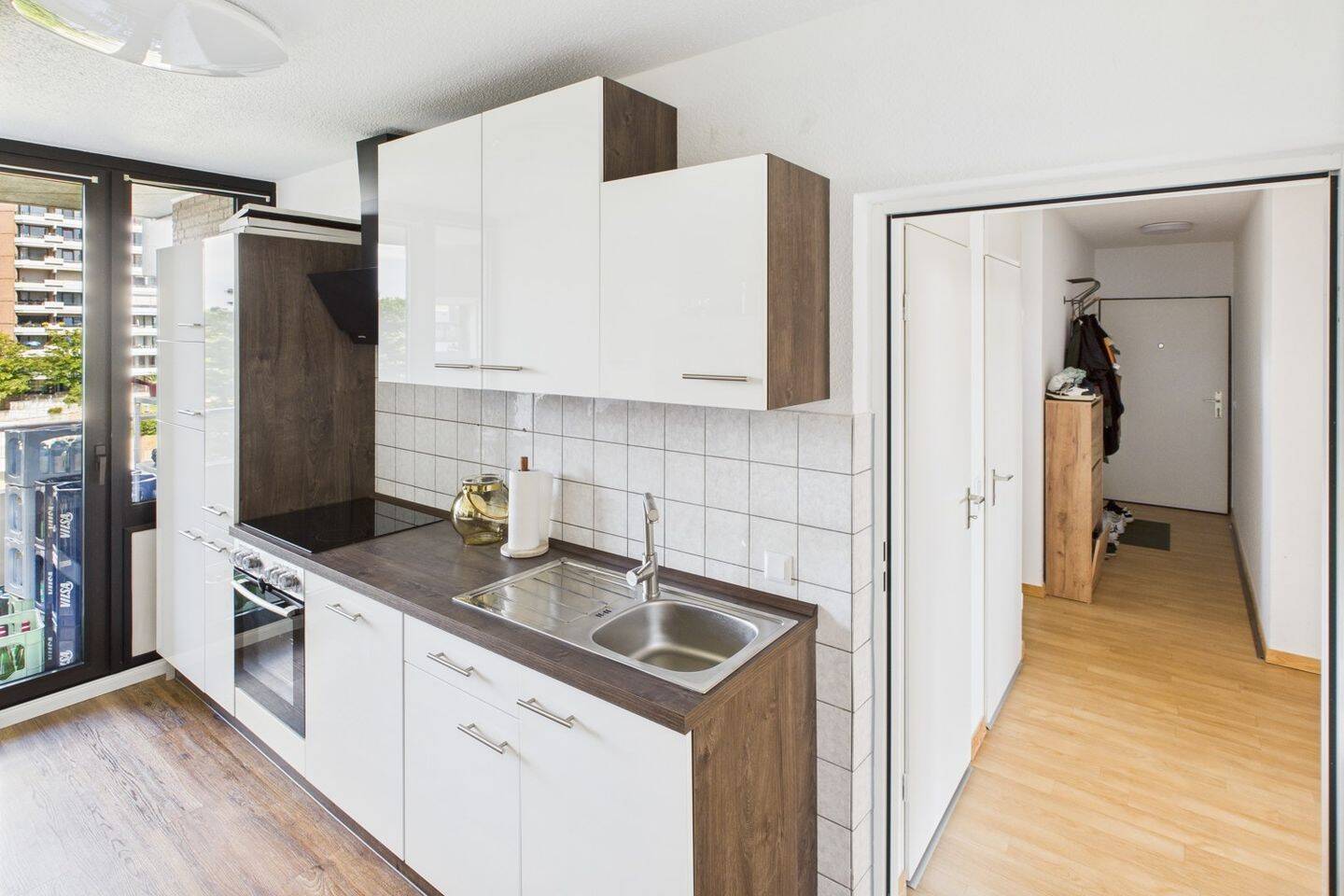 Rheinnähe! Modernisierte 3-Zimmer-Wohnung mit Aufzug und 2 Balkonen in Köln-Westhoven – 51149 Köln – Vorschaubild 6