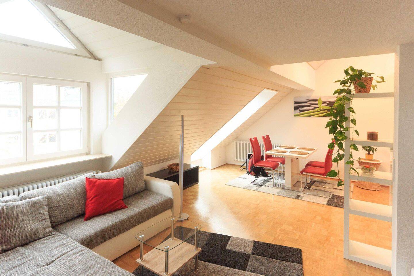 Schicke Maisonette-Wohnung mit Galerie und Loftcharakter | 2 Bäder – 70435 Stuttgart – Vorschaubild 3