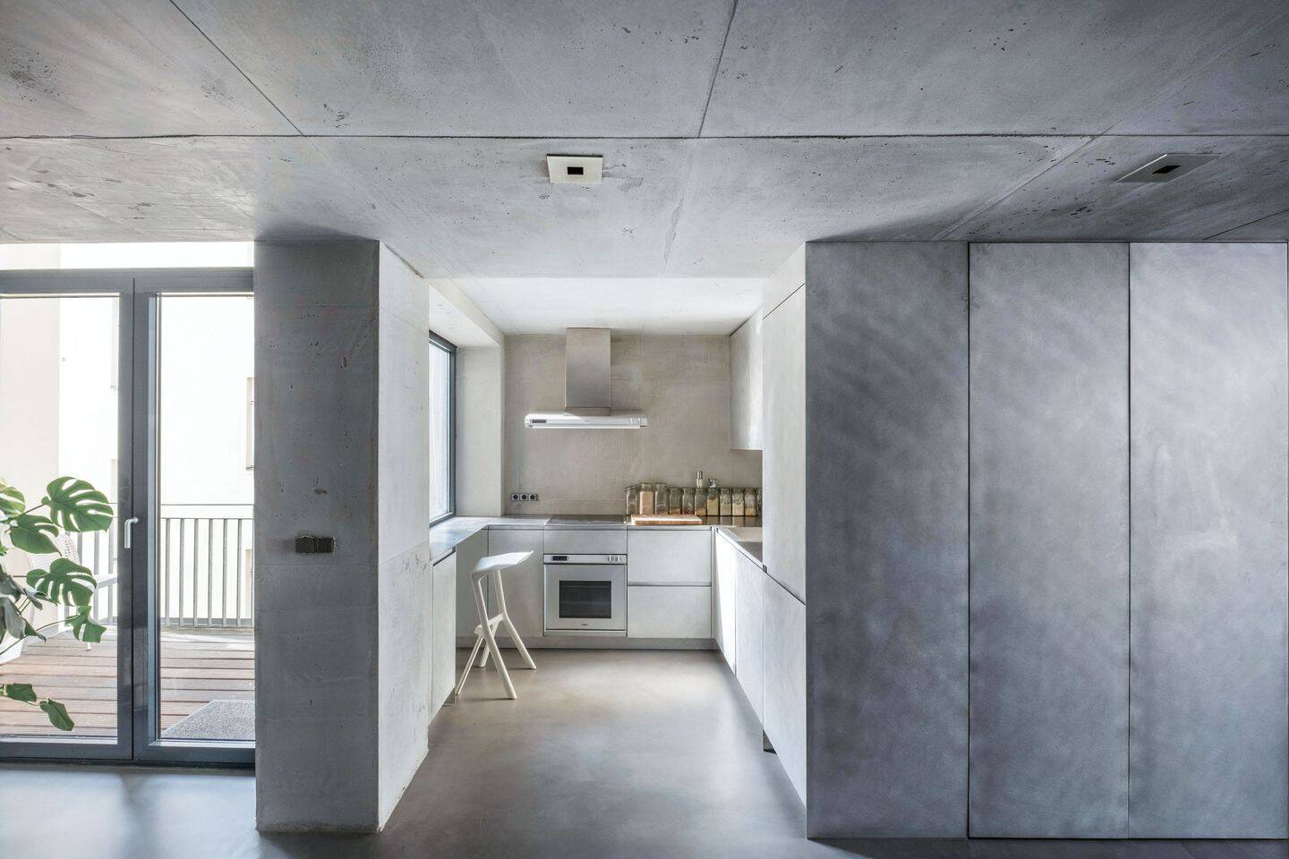 Architektur in skulpturaler Klarheit – Ein Loft als Raumkunstwerk – 10115 Berlin – Vorschaubild 3