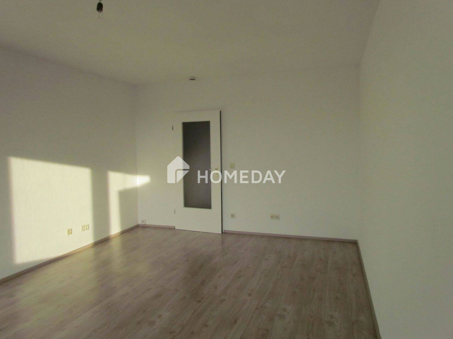 Gepflegte 2-Zimmer-Wohnung mit Balkon, Aufzug und sanierter Fassade in Frankenthal (Pfalz) – 67227 Frankenthal (Pfalz) – Vorschaubild 5