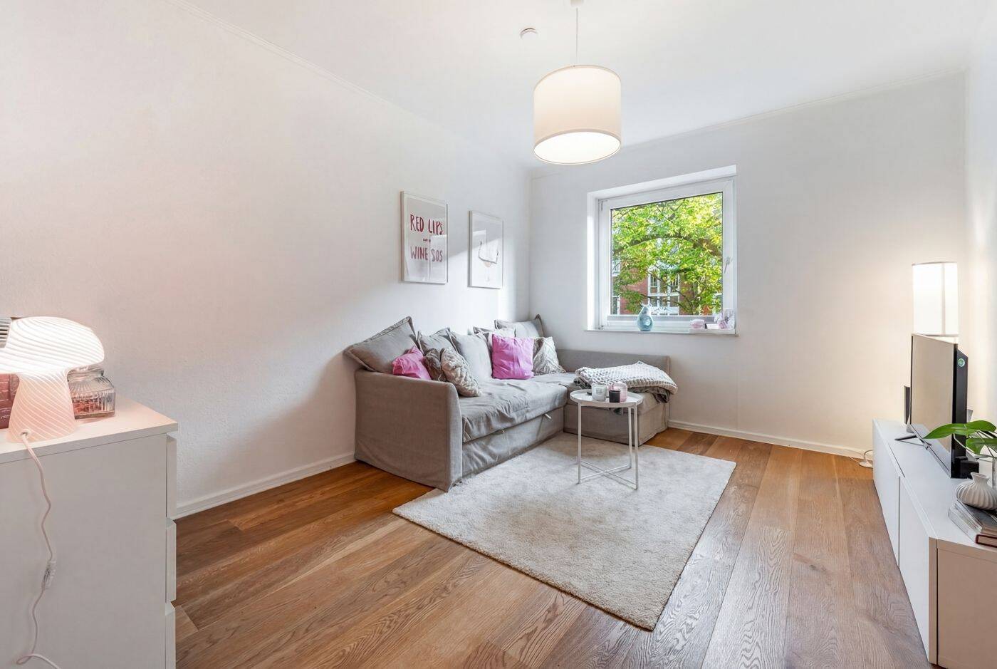 Zwei Zimmer zum Verlieben: Stilvolles Wohnen in Winterhude – 22301 Hamburg – Vorschaubild 3