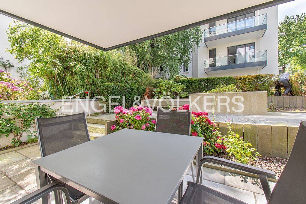 Modernes Wohnen mit privatem Garten in exklusiver Nachbarschaft. – 20148 Hamburg – Vorschaubild 3