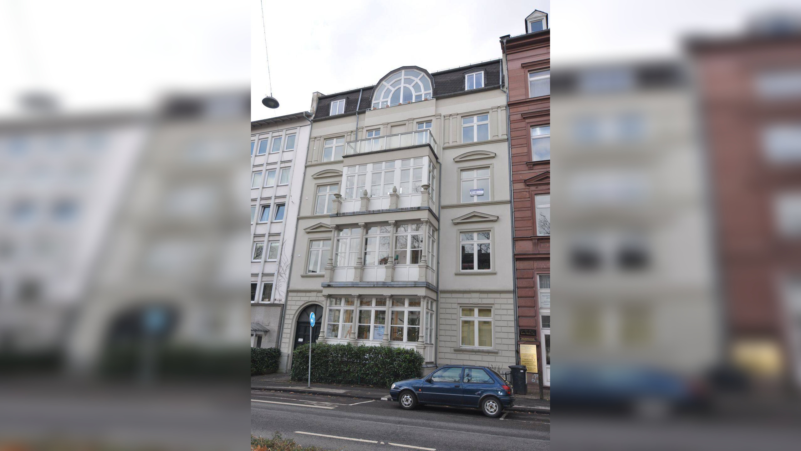 Schicke, individuelle 2,5-3 Zi. Whg. in begehrter City-Lage mit Balkon – 65185 Wiesbaden – Vorschaubild 3