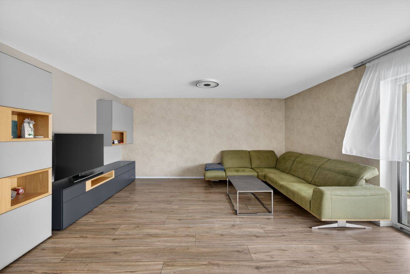 4-Zimmer-Wohnung mit Balkon und zwei Stellplätzen in Wolfsburg-Ehmen – 38442 Wolfsburg – Vorschaubild 3