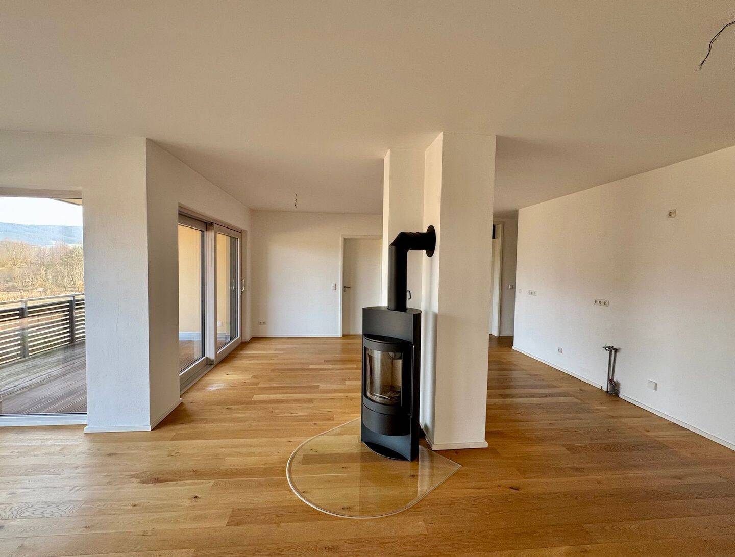 Familienfreundliche Vierzimmerwohnung im Grünen mit Balkon – ökologische Bauart – 7743 Jena – Vorschaubild 3