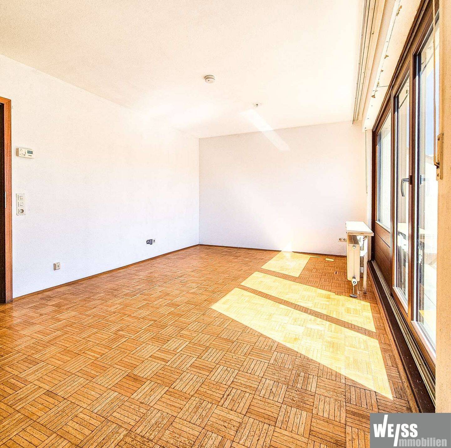 Zentral gelegene 2-Zimmer Wohnung mit großem Balkon – 97072 Würzburg – Vorschaubild 4