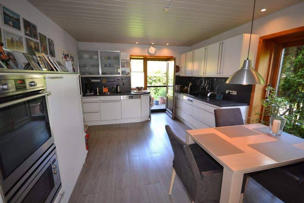 Sehr sonnig – sehr ruhig – sehr zentral! – 22559 Hamburg – Vorschaubild 3