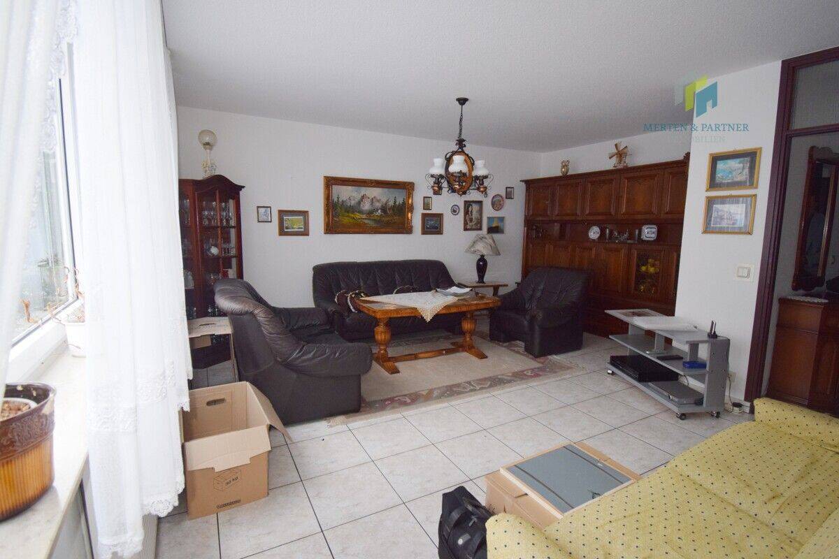 Gut geschnittene 3 Zimmerwohnung mit Balkon – 51103 Köln – Vorschaubild 4