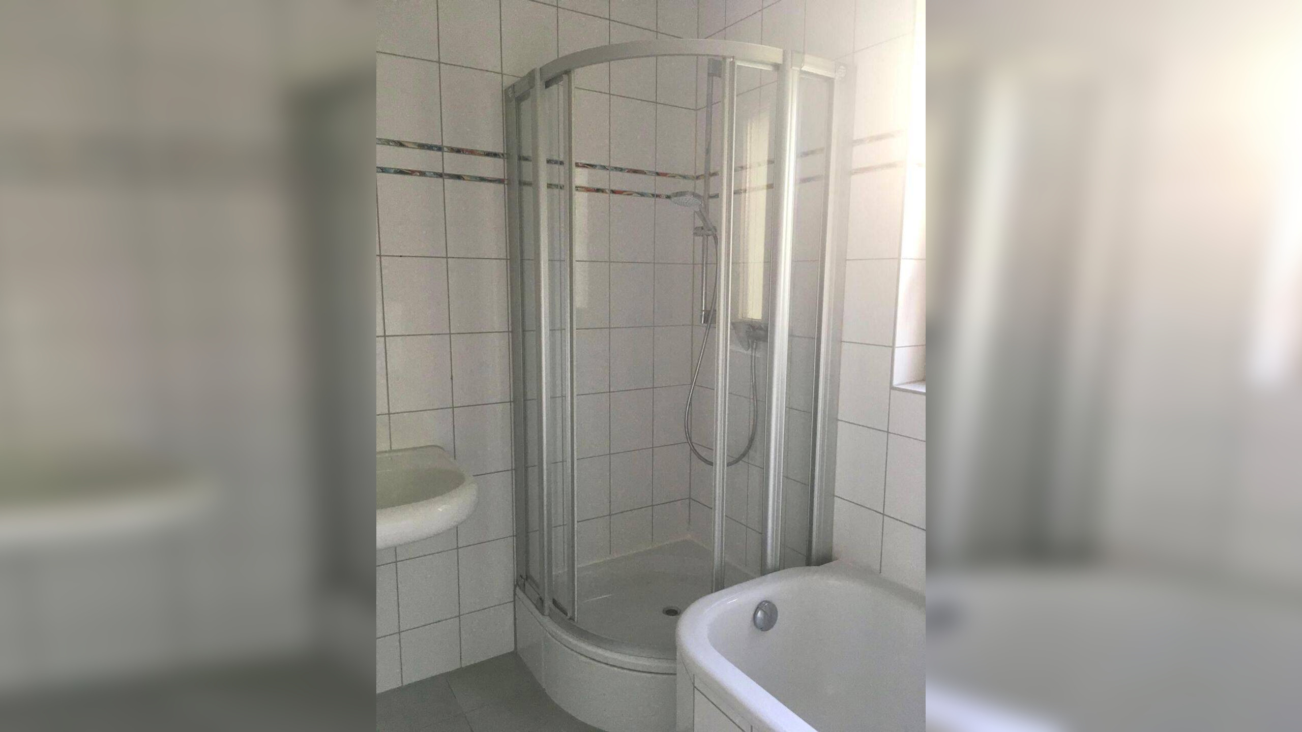 Erfurt-Hochheim: Helle großzügige 3-Zimmer-Wohnung in bester Lage – 99094 Erfurt – Vorschaubild 7