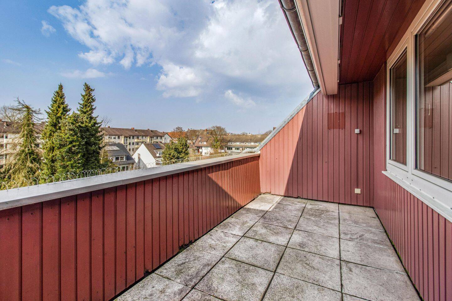 Bremen-Hastedt: geräumige Maisonette-Eigentumswohnung mit 4 Zimmern und Tiefgaragenstellplatz – 28207 Bremen – Vorschaubild 3