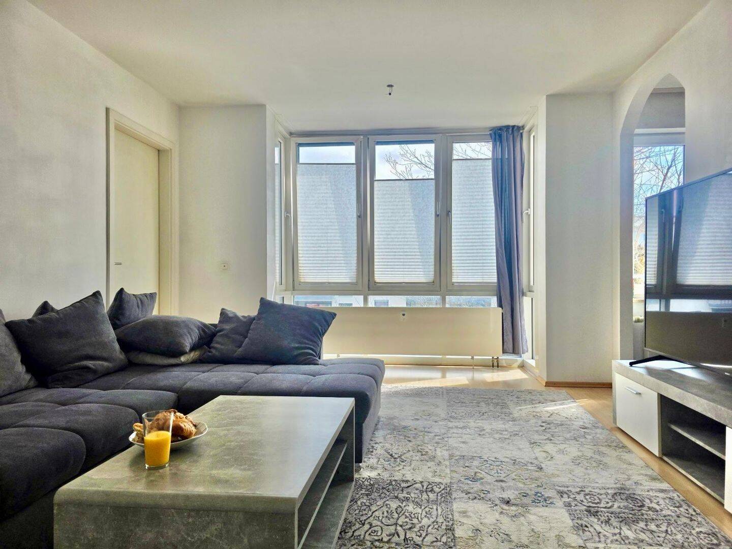 Leerstehende Etagenwohnung inkl. TG-Stellplatz – 81737 München – Vorschaubild 5
