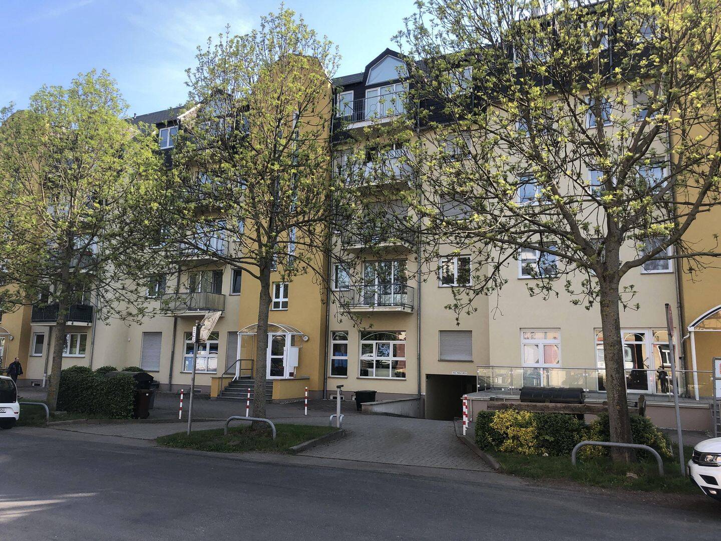 attraktive 3 Raum Wohnung mit Balkon , Lift und Stellplatz, vermietet – 9125 Chemnitz – Vorschaubild 3