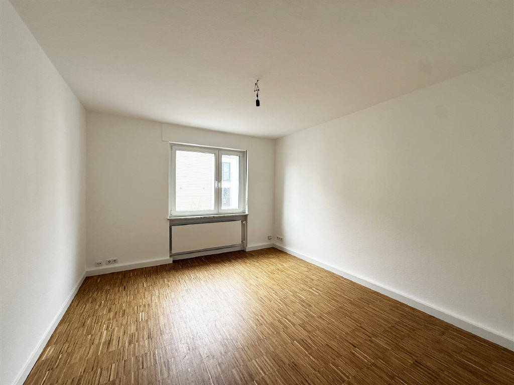 Umfangreich saniertes Mehrfamilienhaus mit 9 Top Wohnungen und großem Grundstück – 63075 Offenbach am Main – Vorschaubild 3