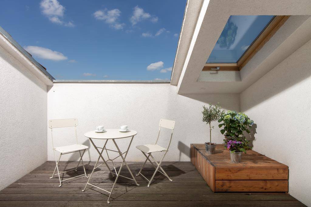 4 Zimmer, 2 Terrassen und ein unverwechselbarer Blick über die Hauptstadt! – 10119 Berlin – Vorschaubild 3