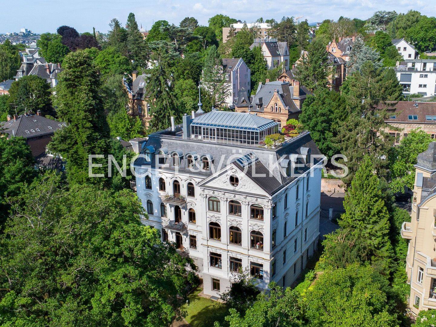 Volltreffer! Barrierefreie, repräsentative Etagenwohnung in der Villa Fortuna – 65191 Wiesbaden – Vorschaubild 3
