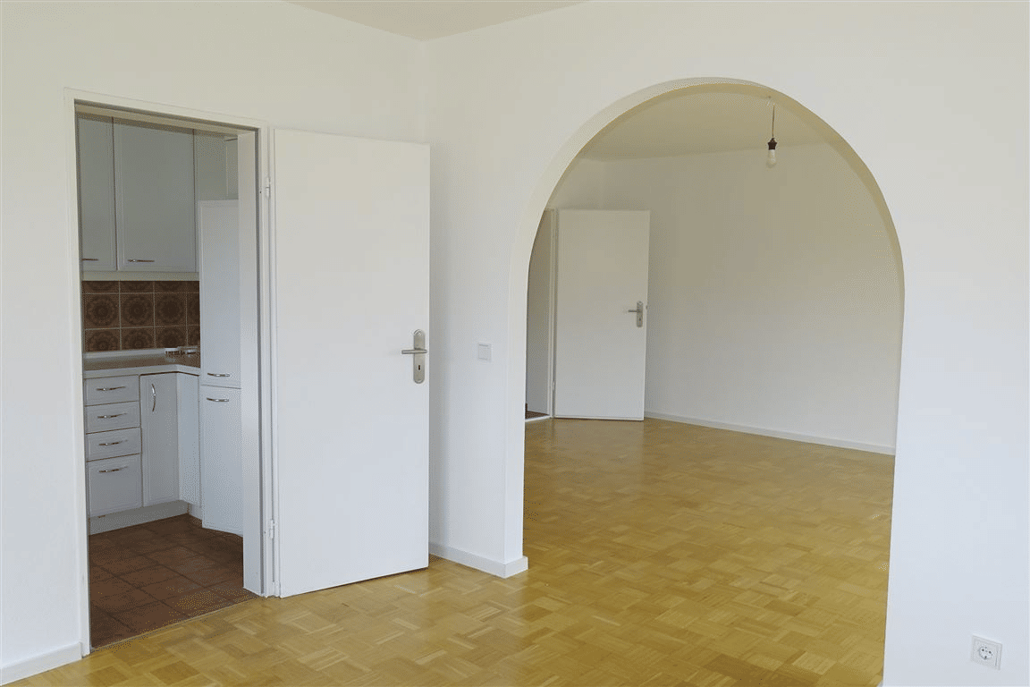 München-Pasing: Besondere, modernisierte 2,5 Zi.-Whg. mit 2 Blk. und Aufzug – 81241 München – Vorschaubild 11