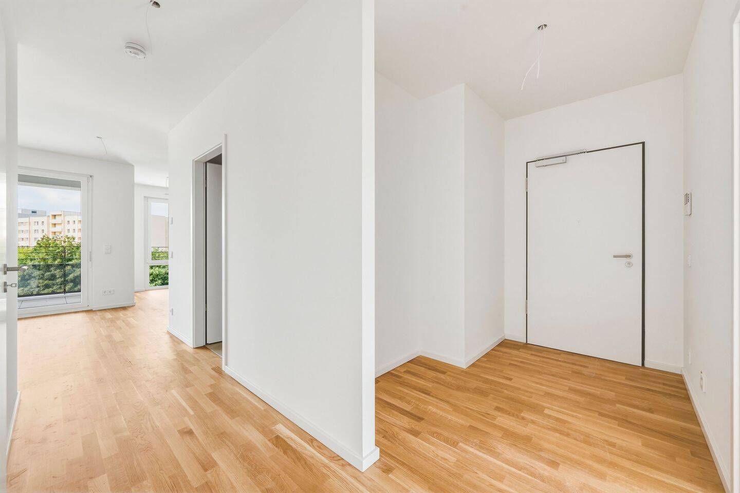 3-Zi-Wohnung mit EBK, Stellplatz und hochwertiger Ausstattung – 81735 München – Vorschaubild 4