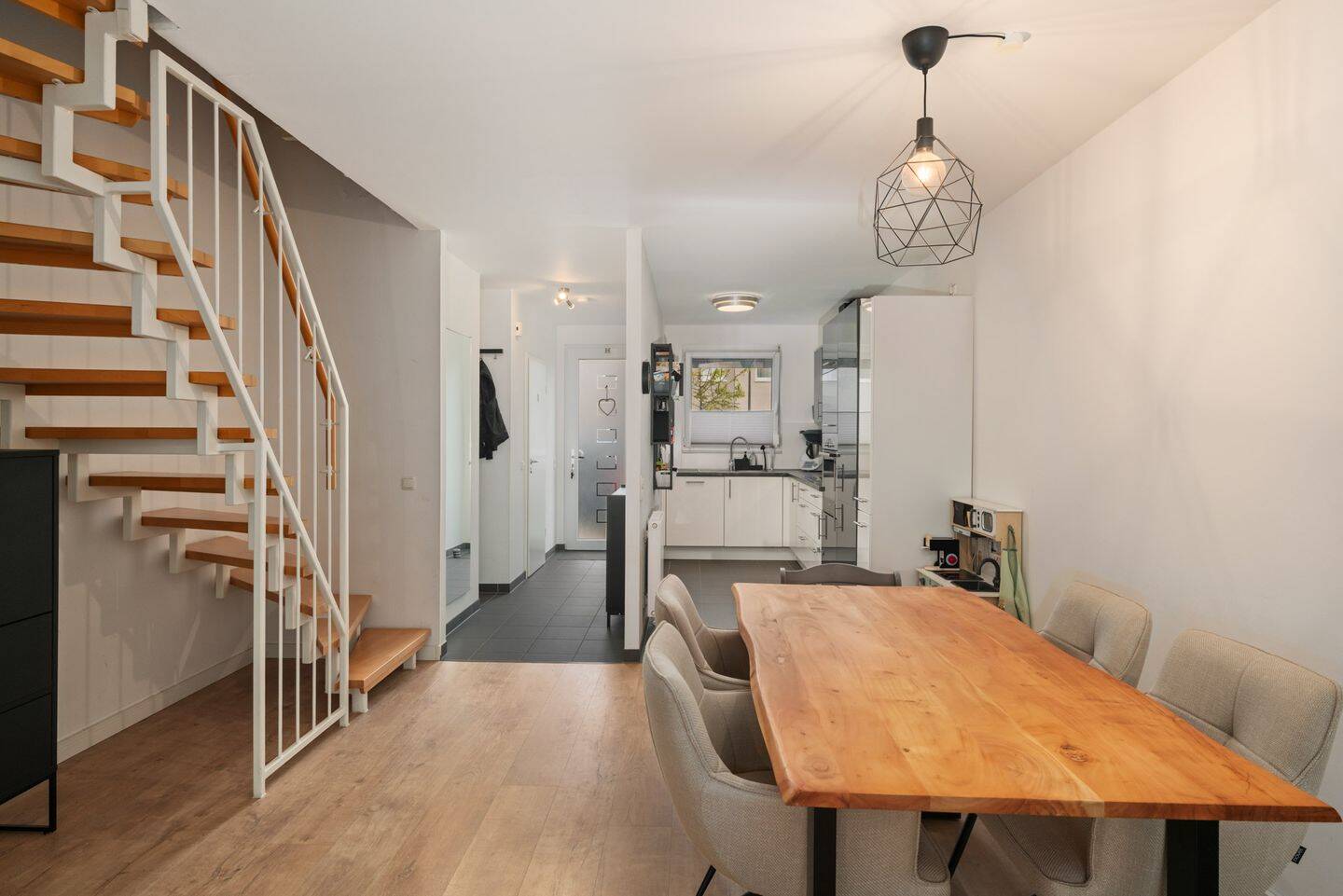 Bremen – Arsten | Modernes 5-Zimmer-Reihenhaus mit Terrasse und Garten in ruhiger Lage – 28279 Bremen – Vorschaubild 4