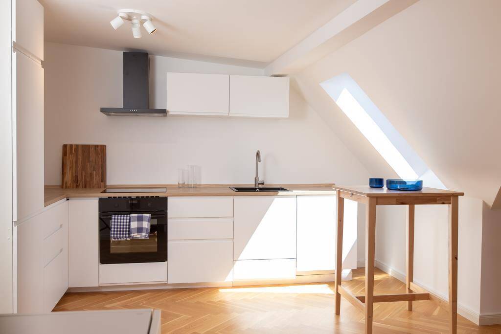 4 Zimmer, 2 Terrassen und ein unverwechselbarer Blick über die Hauptstadt! – 10119 Berlin – Vorschaubild 5