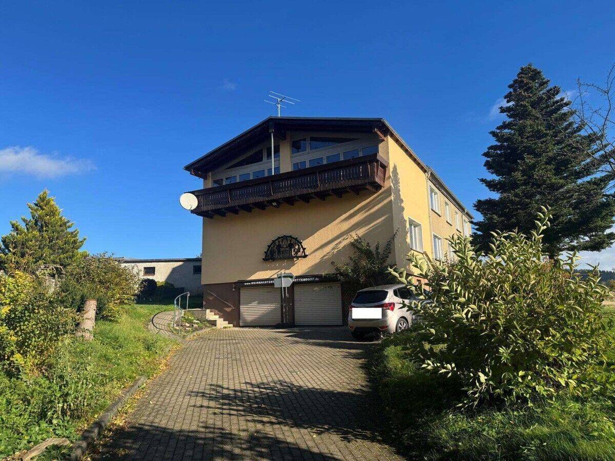 So viel Platz im neuen Zuhause! ETW mit Garten und Garagen! – 9474 Crottendorf – Vorschaubild 3
