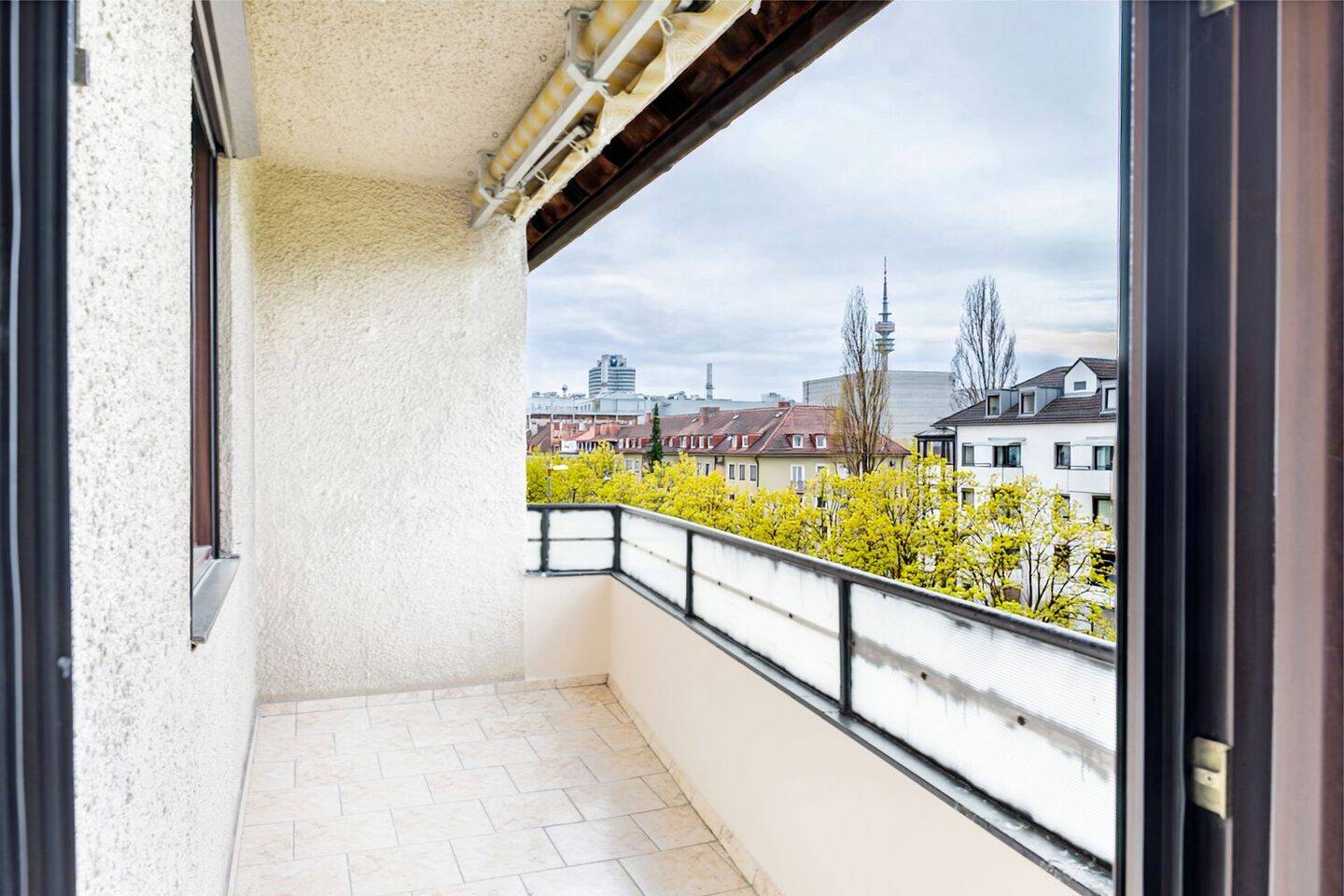 Top-Investment oder Selbstnutzer: gepflegte 3-Zimmer-Wohnung zwischen Olympiapark und BMW – 80809 München – Vorschaubild 10