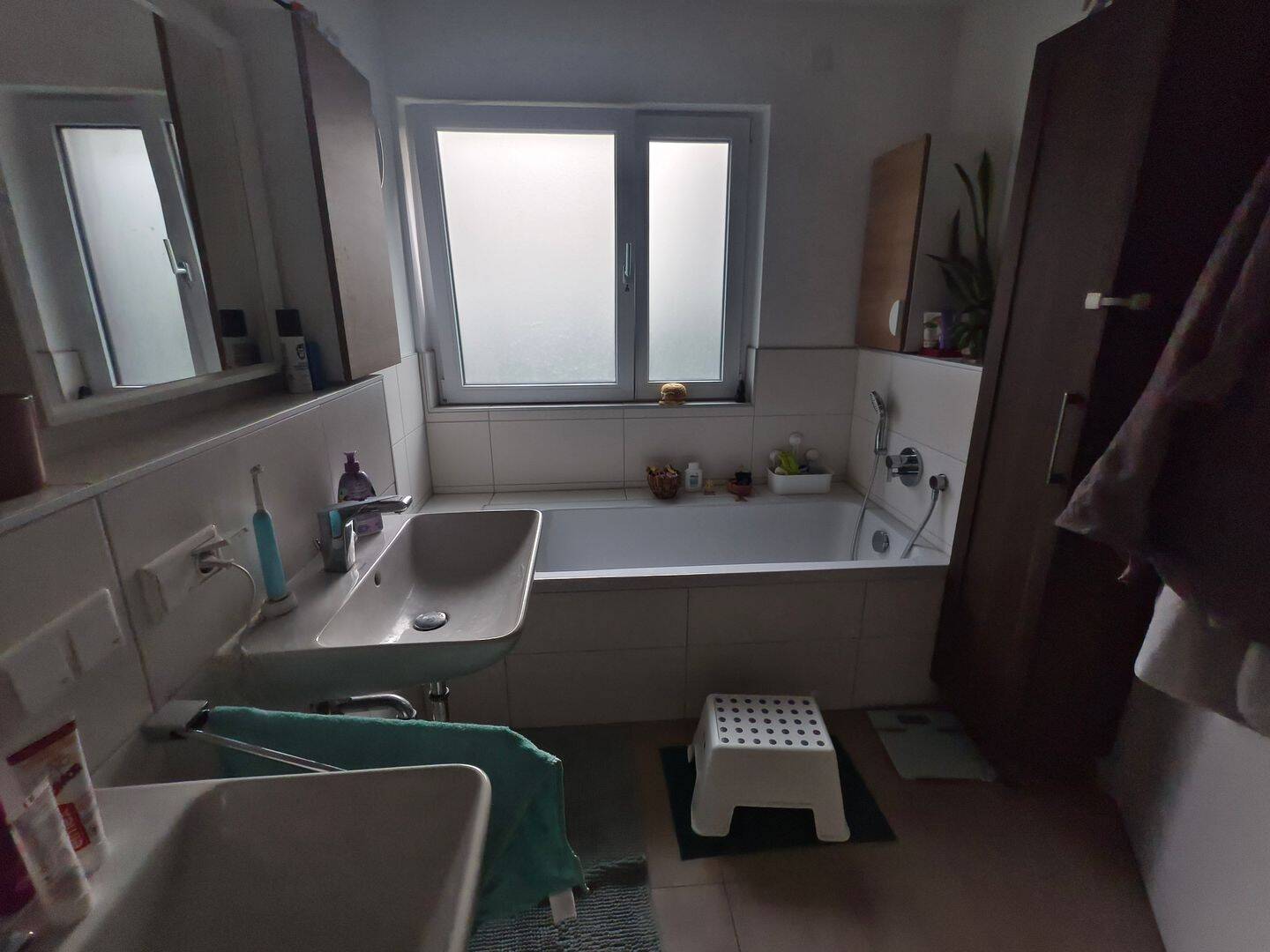 Erlanger Höfe: Lichtdurchflutete 4-Zimmer-Gartenwohnung im Herzen Erlangens – 91052 Erlangen – Vorschaubild 3