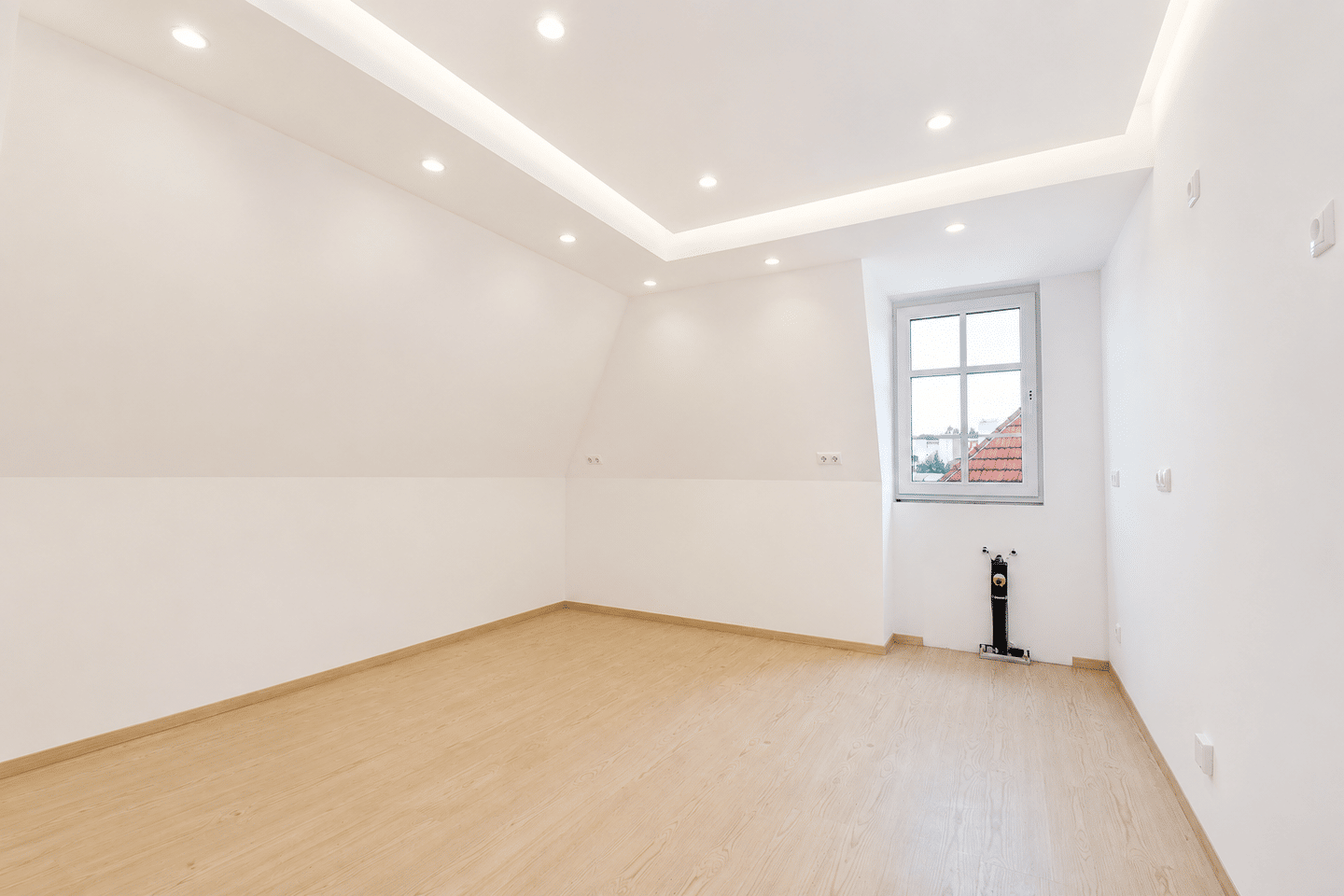 Hochwertig Stadtvilla, Balkon, Klimaanlage, modernes Bad, Erstbezug – 98527 Suhl – Vorschaubild 6