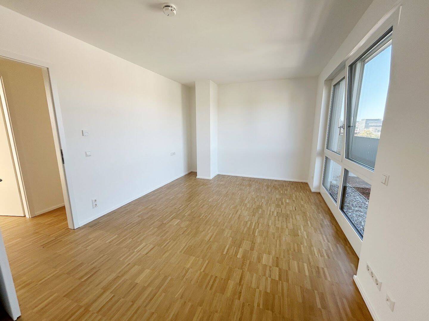 Schöner Wohnen im Neubau mit Dachterrasse, hellem Wohnbereich, Einbauküche, 2 Bäder, Abstellraum – 70327 Stuttgart – Vorschaubild 4