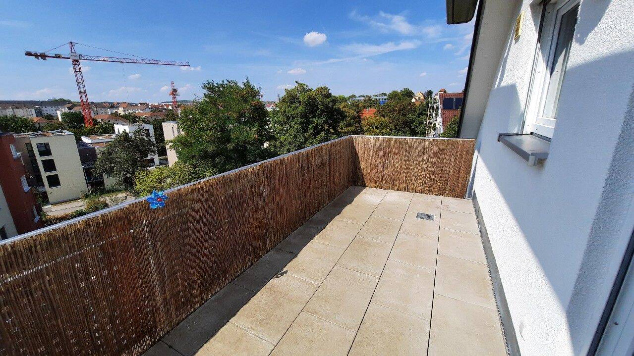 Exklusive 4,5-Zimmer-Maisonettewohnung mit vielen Extras! – 70435 Stuttgart – Vorschaubild 3