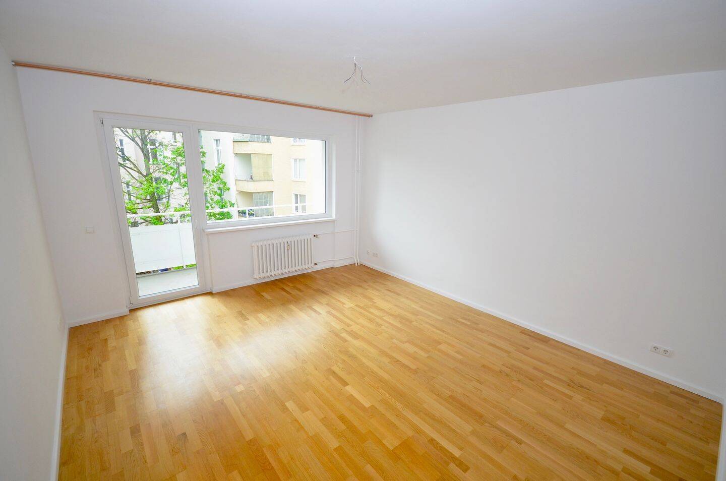 ?? Wohnglück an der Villa Oppenheim – helles & ruhiges Studio mit Aufzug & Balkon im Hinterhaus – 14059 Berlin – Vorschaubild 3