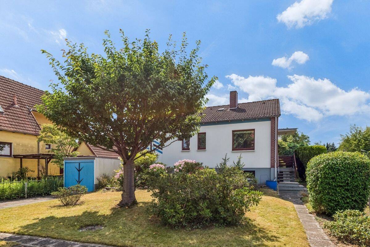 Einfamilienhaus mit Garage auf großzügigem Gartengrundstück in Burg-Grambke zur Modernisierung – 28719 Bremen – Vorschaubild 3